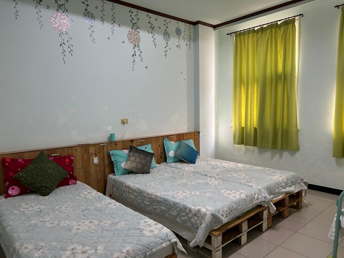 Golden House Tainan Exterior foto