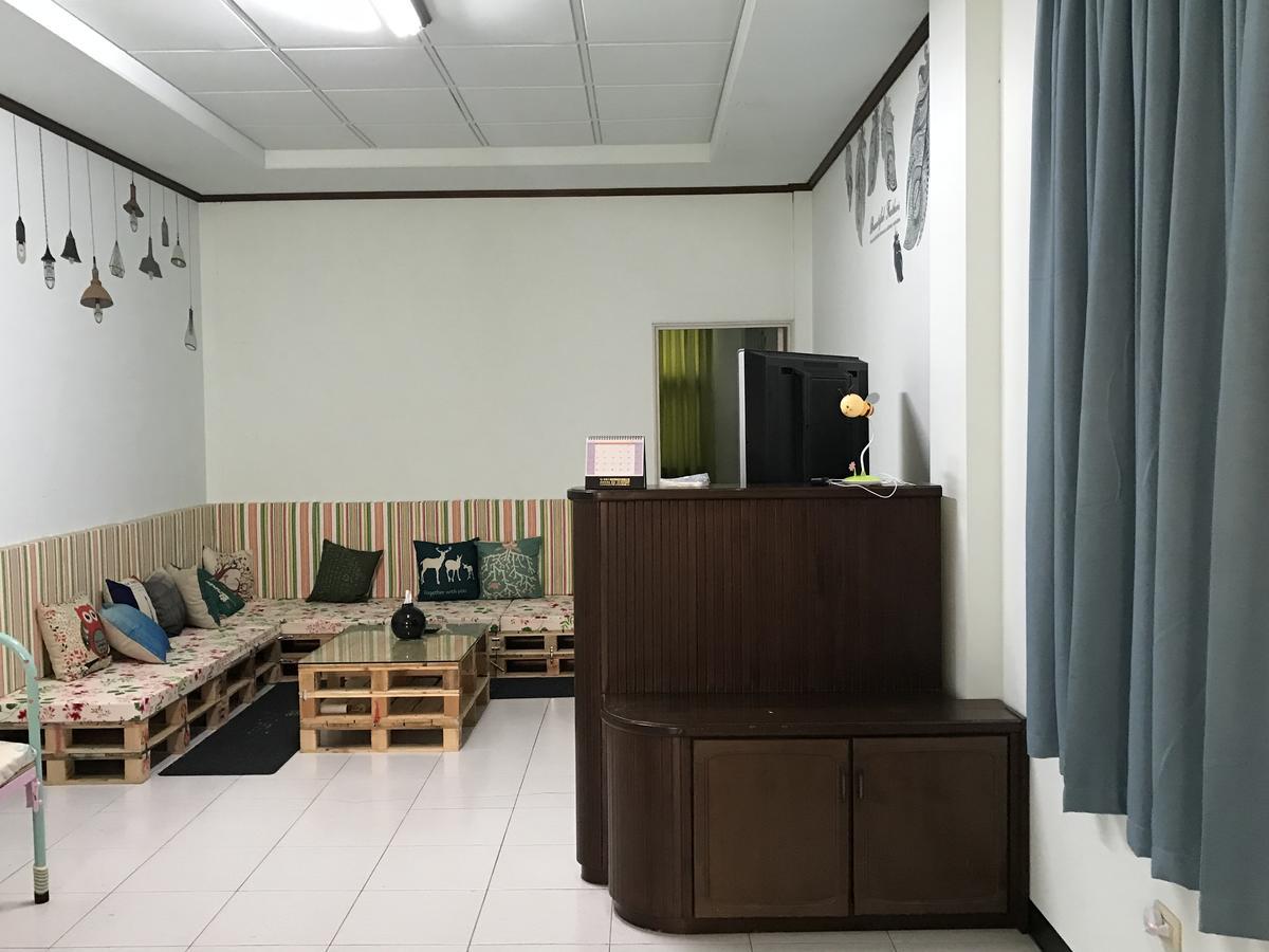 Golden House Tainan Exterior foto